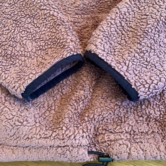 PINK VICTORIA’S SECRET MAUVE SHERPA PULLOVER - Picture 15 of 16